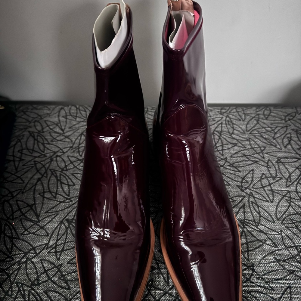 Paolo Glossy Burgundy Heeled Boots